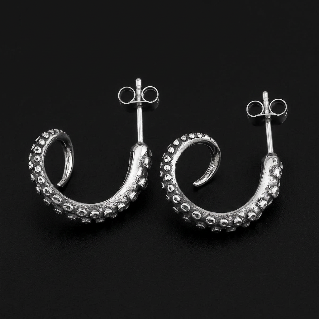 Kraken Tentacle Earrings na crnoj mat pozadini